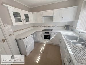 Kitchen- click for photo gallery